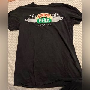 Friends tee